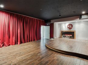 1607 E Bonner Street, Houston TX 77007