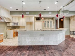1607 E Bonner Street, Houston TX 77007