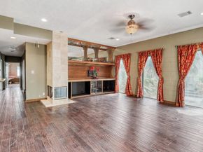 1607 E Bonner Street, Houston TX 77007