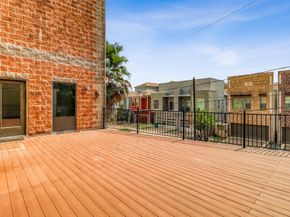 1607 E Bonner Street, Houston TX 77007
