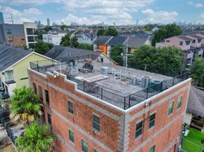 1607 E Bonner Street, Houston TX 77007