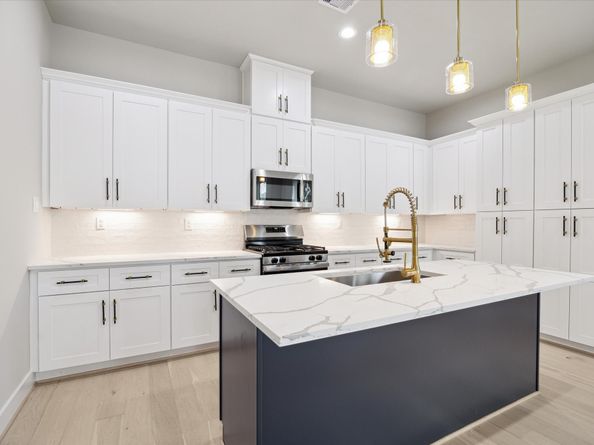 5811 Mansfield Heights Ln, Houston TX 77091