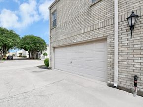 3800 Tanglewilde Street 301, Houston TX 77063