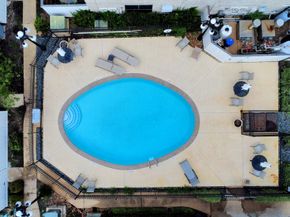 3800 Tanglewilde Street 301, Houston TX 77063