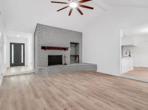 10603 Hillcroft Avenue, Houston TX 77096