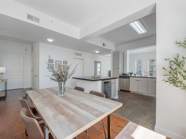 3505 Sage Road 2210, Houston TX 77056