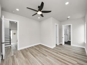 2016 Blodgett Street, Houston TX 77004