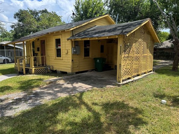 606 E 42nd Street, Houston TX 77022