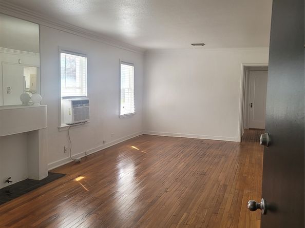 1920 Binz Street 6, Houston TX 77004