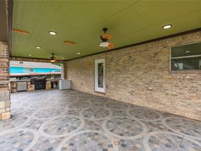 1030 Grand Oaks Drive, Houston TX 77015