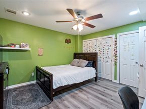 1030 Grand Oaks Drive, Houston TX 77015