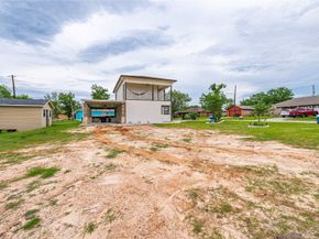 1030 Grand Oaks Drive, Houston TX 77015