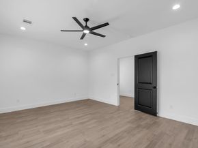 8136 Chateau Street, Houston TX 77028