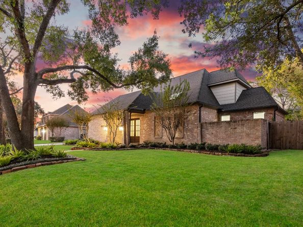11626 Highgrove Drive, Houston TX 77077
