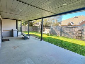 14802 Belterraza Drive, Houston TX 77083