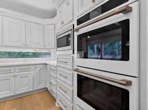 2 Argonne Place, The Woodlands TX 77382