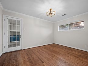 2210 Nina Lee Lane, Houston TX 77018