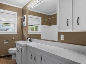 2210 Nina Lee Lane, Houston TX 77018