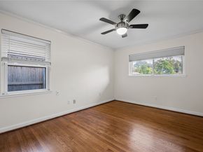 2210 Nina Lee Lane, Houston TX 77018
