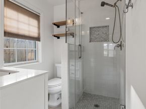2210 Nina Lee Lane, Houston TX 77018