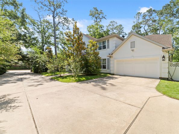 335 Voss Road, Houston TX 77024