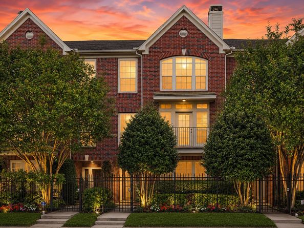 1814 Matthews Street, Houston TX 77019