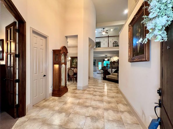 6 Sheephorn Court, The Woodlands TX 77354