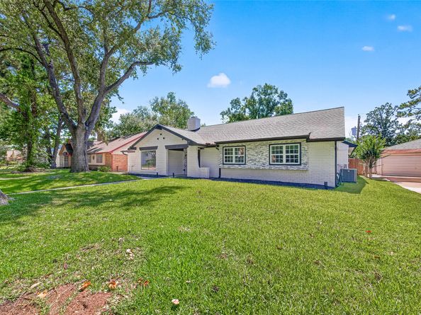 9519 Moorberry Lane, Houston TX 77080