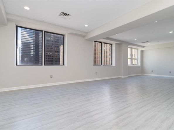 914 Main Street 1503, Houston TX 77002