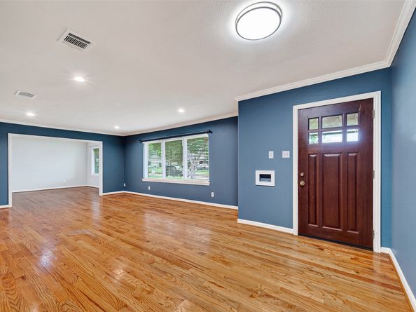 4501 Waycross Drive, Houston TX 77035
