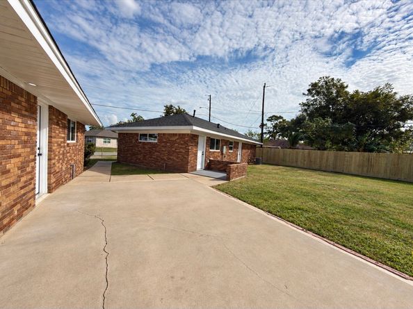 801 Redondo Drive, Houston TX 77015