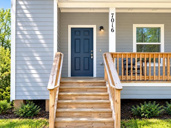 7016 Semmes Street, Houston TX 77093