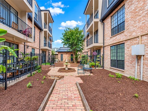 2400 N Braeswood Boulevard 313, Houston TX 77030
