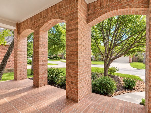 66 Bryce Branch Circle, Spring TX 77382