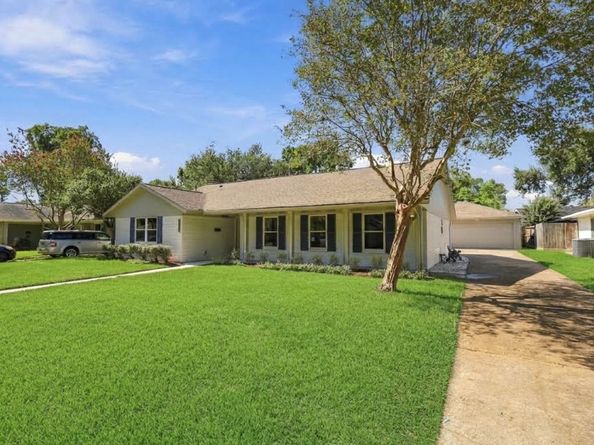 5227 Kinglet Street, Houston TX 77035