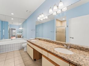 3254 Holly Hall Street 3254, Houston TX 77054