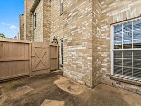 3254 Holly Hall Street 3254, Houston TX 77054