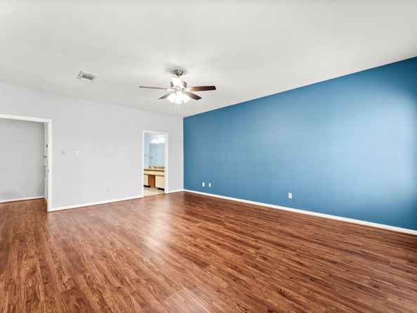 3254 Holly Hall Street 3254, Houston TX 77054