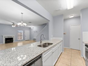 3254 Holly Hall Street 3254, Houston TX 77054