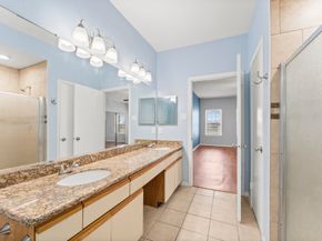 3254 Holly Hall Street 3254, Houston TX 77054