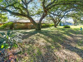 405 Hohldale Street, Houston TX 77091