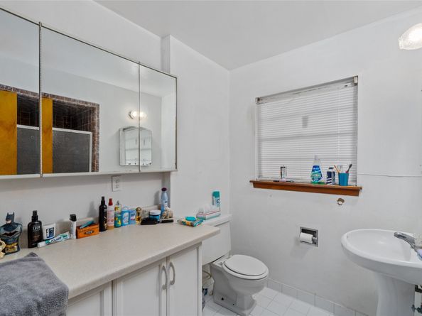 405 Hohldale Street, Houston TX 77091