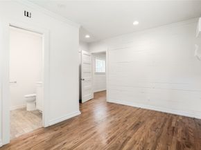 405 Hohldale Street, Houston TX 77091