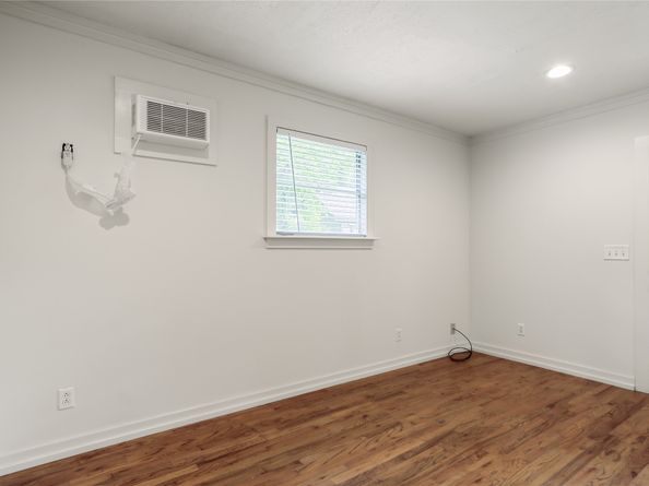 405 Hohldale Street, Houston TX 77091