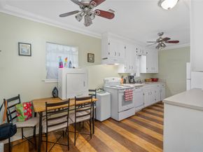 405 Hohldale Street, Houston TX 77091