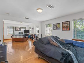 405 Hohldale Street, Houston TX 77091