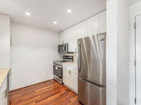 2305 City Pl, Edgewater NJ 07020