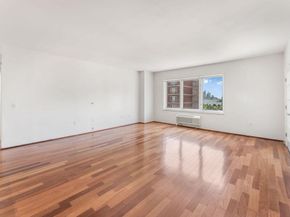 2305 City Pl, Edgewater NJ 07020