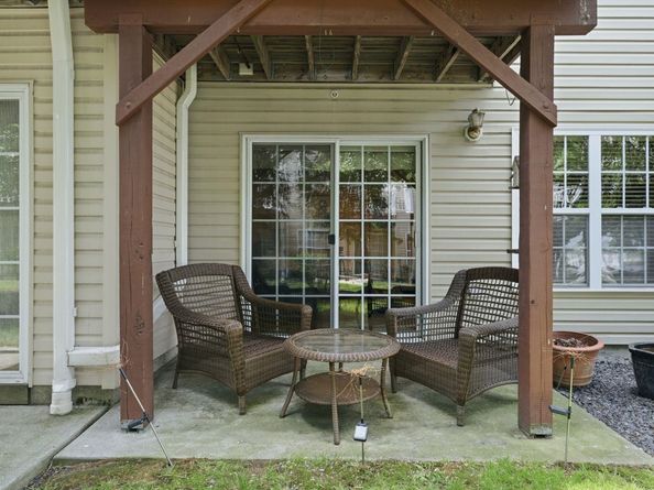 95 Osprey Ct, Secaucus NJ 07094