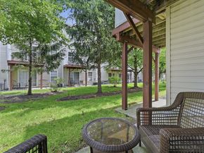 95 Osprey Ct, Secaucus NJ 07094